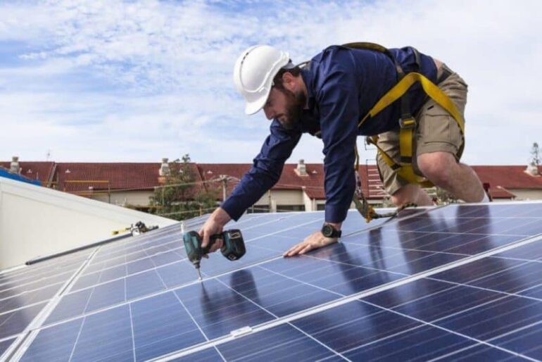 The Pros and Cons of Having Solar Panels Installed